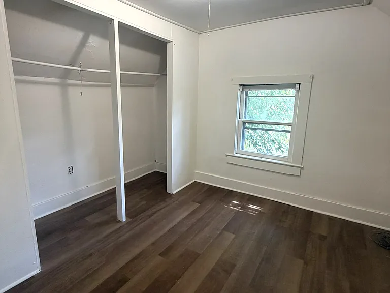 611 Deacon St — Photo 11