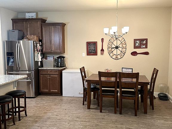 4th image of 3788 River Trace Dr