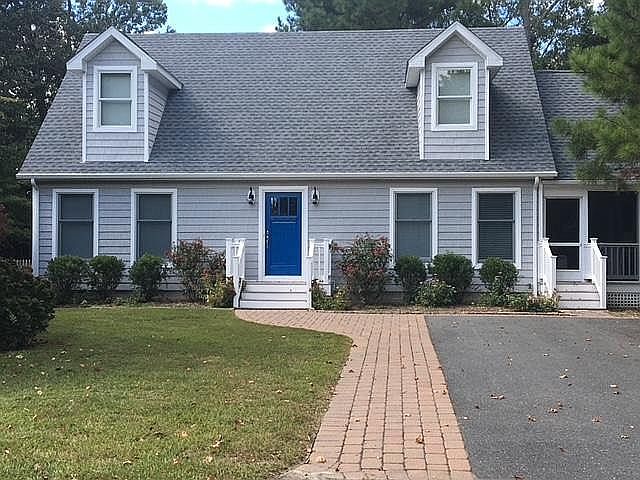 1st image of 611 Delaware Ct