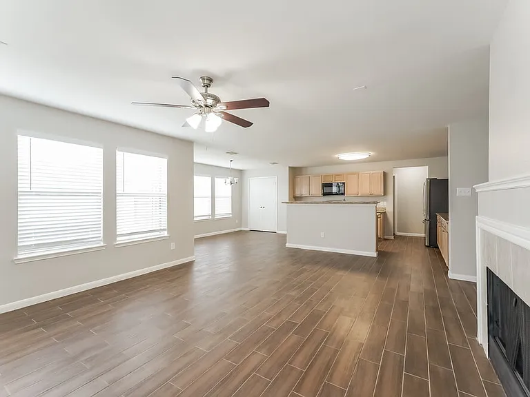 16102 Dawn Marie Ln — Photo 10