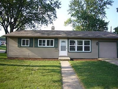 1st image of 902 Powell Ave