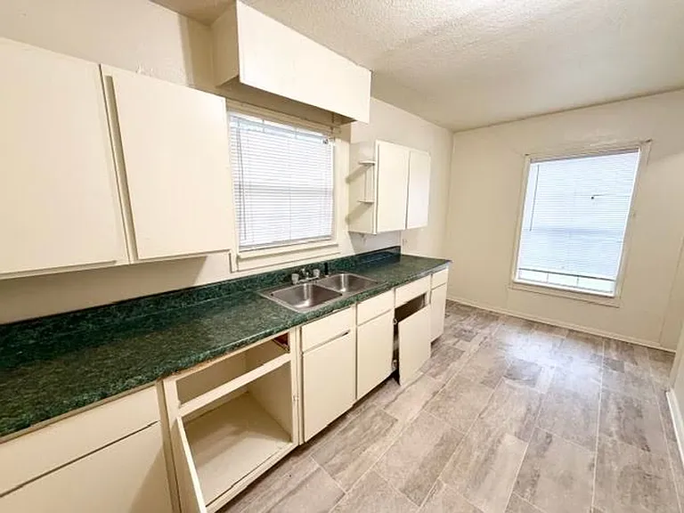 600 Camp Dr — Photo 5