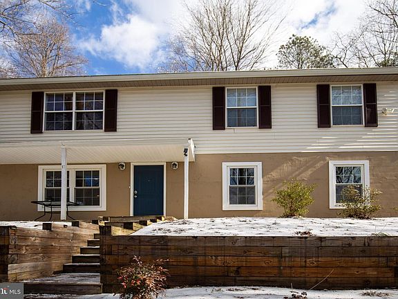 3rd image of 26970 Maple Dr