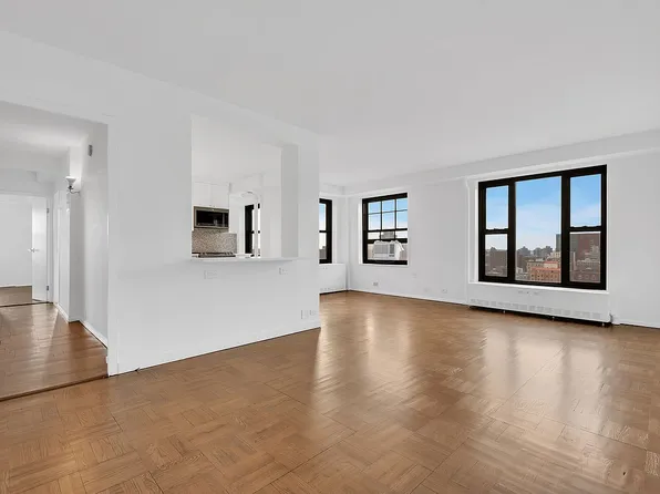 361 Clinton Ave APT 15C, Brooklyn, NY 11238