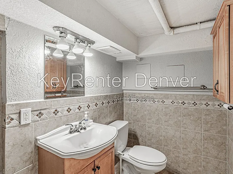 945 N Washington St #100 — Photo 27
