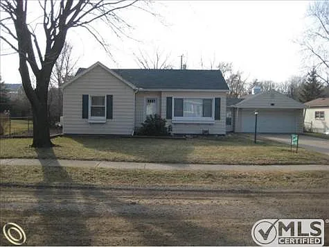 28521 Wauketa Ave photo 1