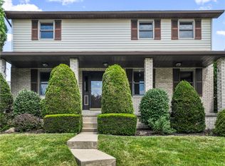 358 Shannon Cir, New Brighton, PA
