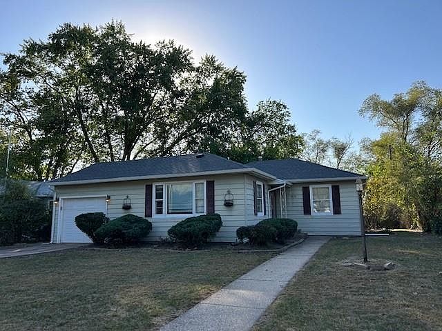 1st image of 2610 Prial Ave