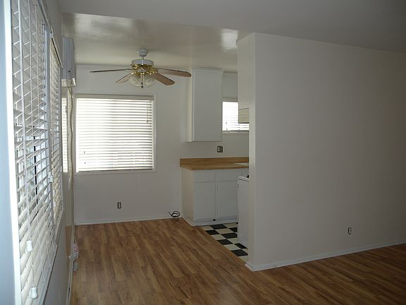 3rd image of 750 Lillian Way APT 4