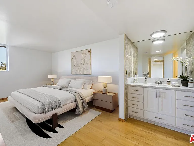 10535 Wilshire Blvd #1210 — Photo 5