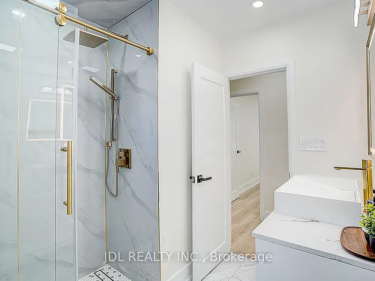 15 Crossburn Dr — Photo 34