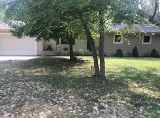 7414 N Lake Rd, Hutchinson, KS 67502