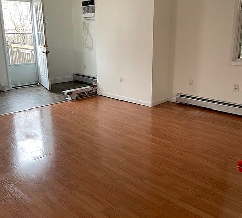 5th image of 1168 Paterson Plank Rd Floor 1