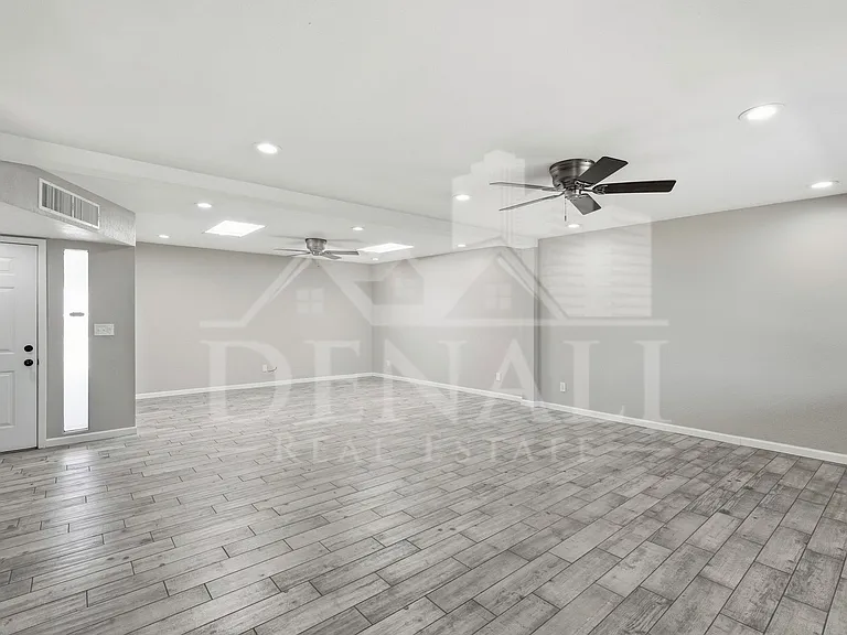 6491 N Lena Way — Photo 9