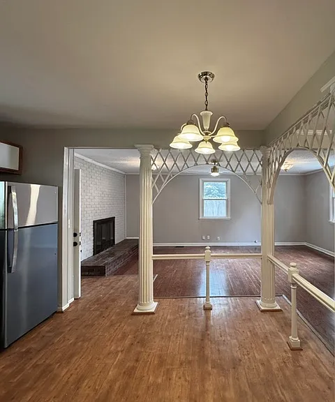 3329 Goodland Rd — Photo 4