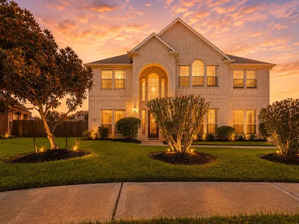 15319 Leila Bend Dr, Houston, TX 77082