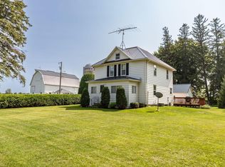 27591 740th St, Hayfield, MN 55940