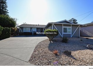 51 Rocca Dr, Petaluma, CA 94952