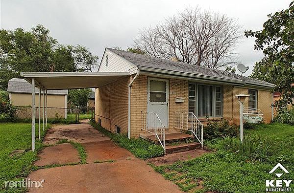 Exterior, Front