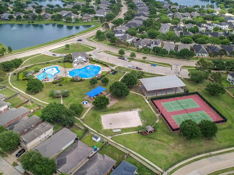 26131 Travis Brook Dr — Photo 18
