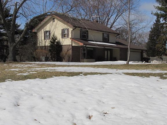 2nd image of 32364 N Oak Ave
