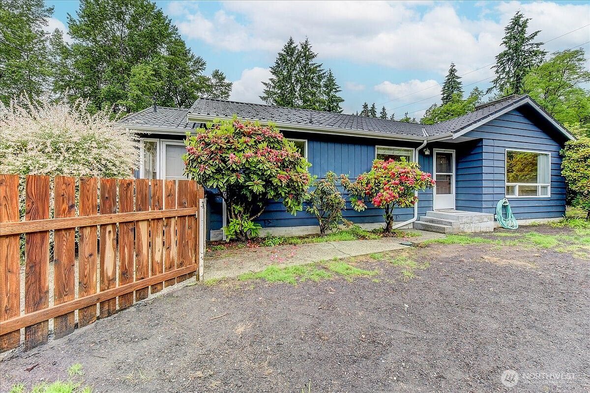 1st image of 18115 185th Avenue NE