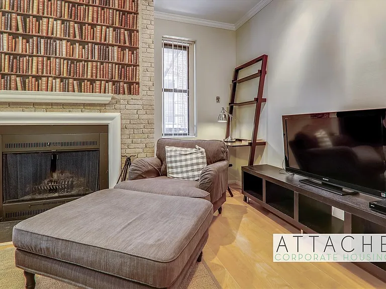 1844 Columbia Rd NW — Photo 9