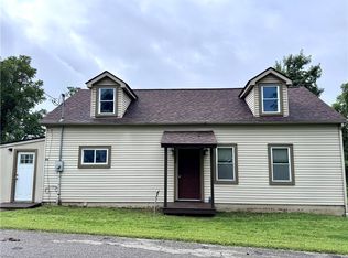 84 Beagle Club Rd, Washington, PA 15301