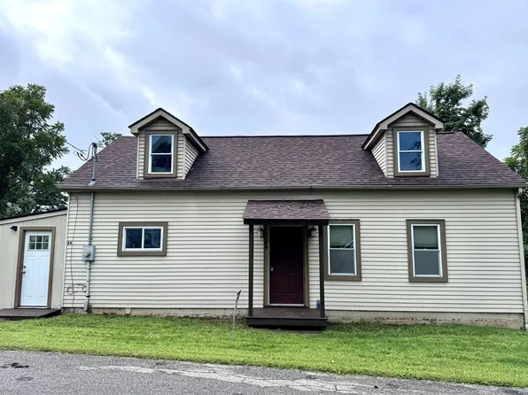 84 Beagle Club Rd, Washington, PA 15301