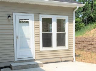 56 1/2 W Union St, Athens, OH 45701