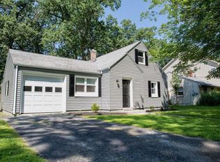 40 Conrad St, Chicopee, MA 01013