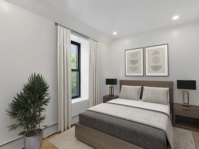 879 De Kalb Ave #18 — Photo 2