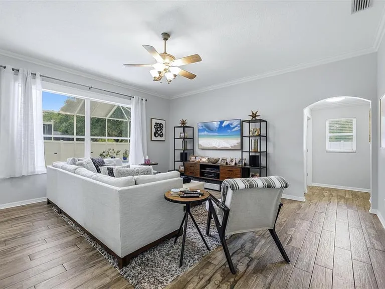 4617 Egmont Dr — Photo 15