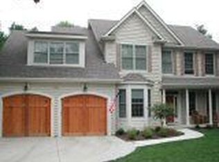 366 Cottage Ave, Glen Ellyn, IL