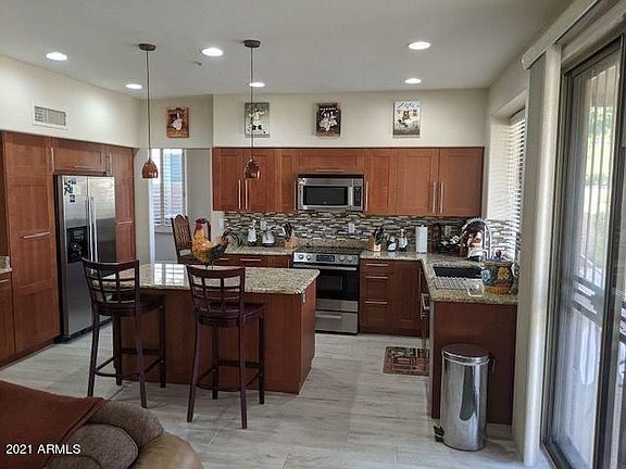 4th image of 18843 N 90th Way