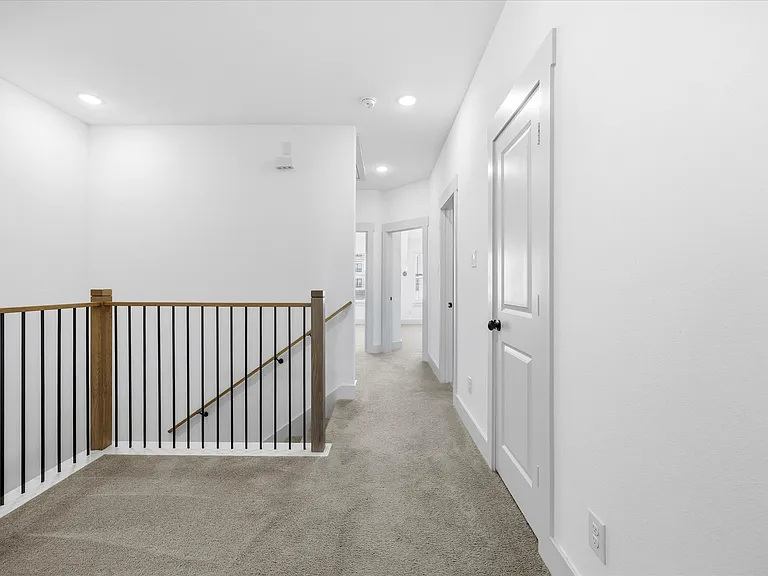 818 Trace Hawk Ln — Photo 29