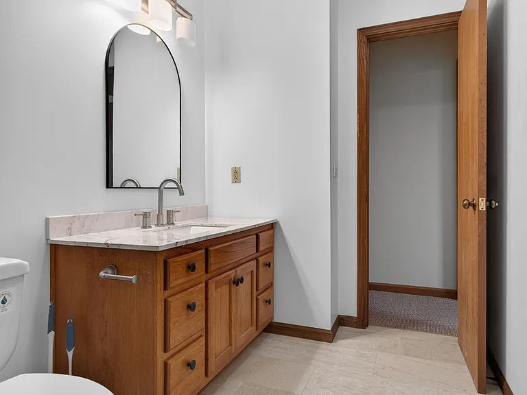 506 Seagraves Ave — Photo 18