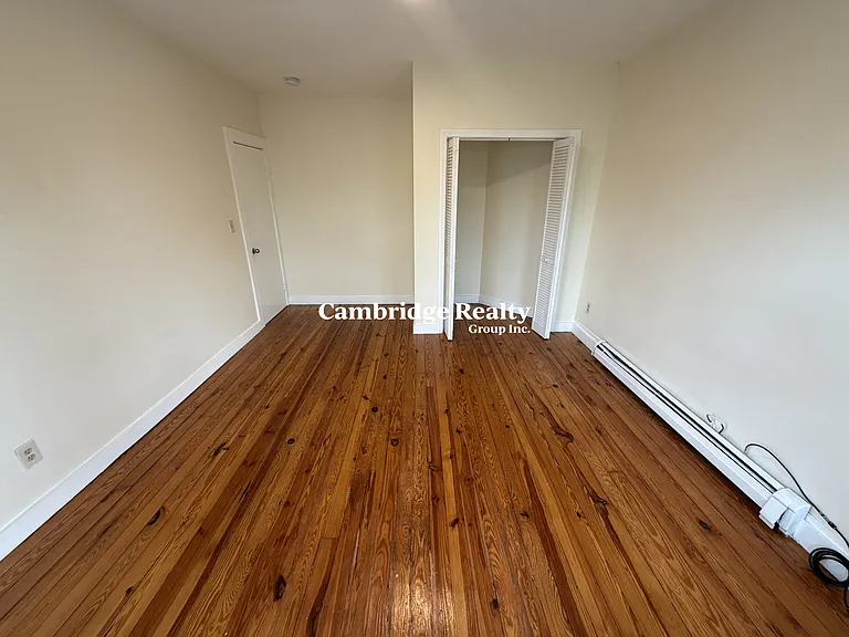 66 Pleasant St #3T — Photo 16