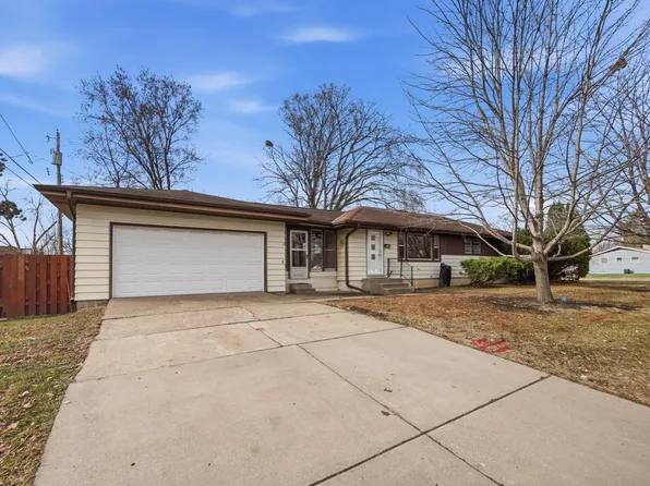 5842 Xerxes Ave N, Brooklyn Center, MN 55430