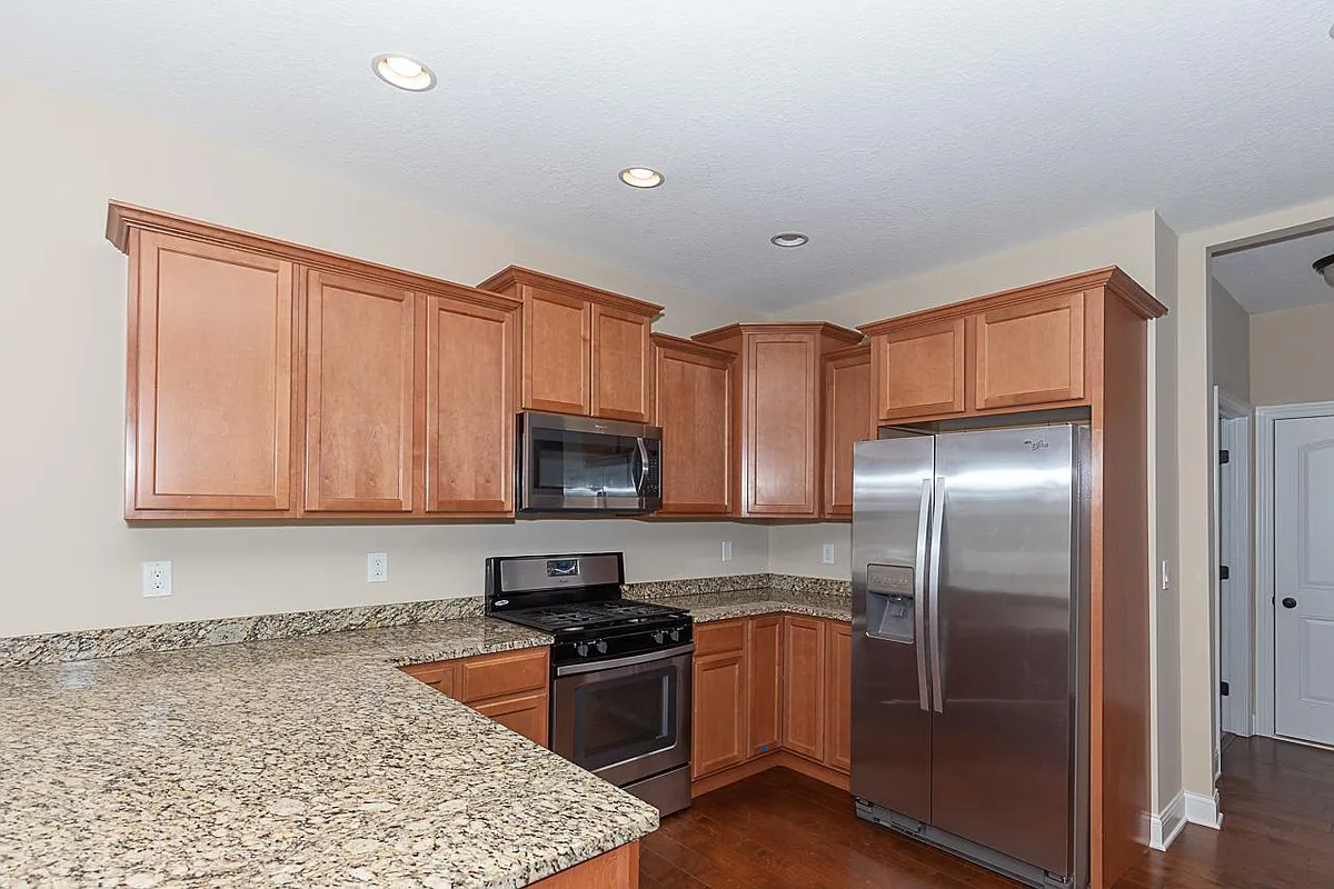 Building Photo - 6 Blackstone Cir