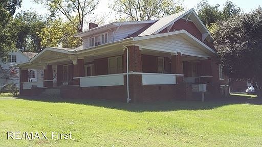 1st image of 715 S Court St