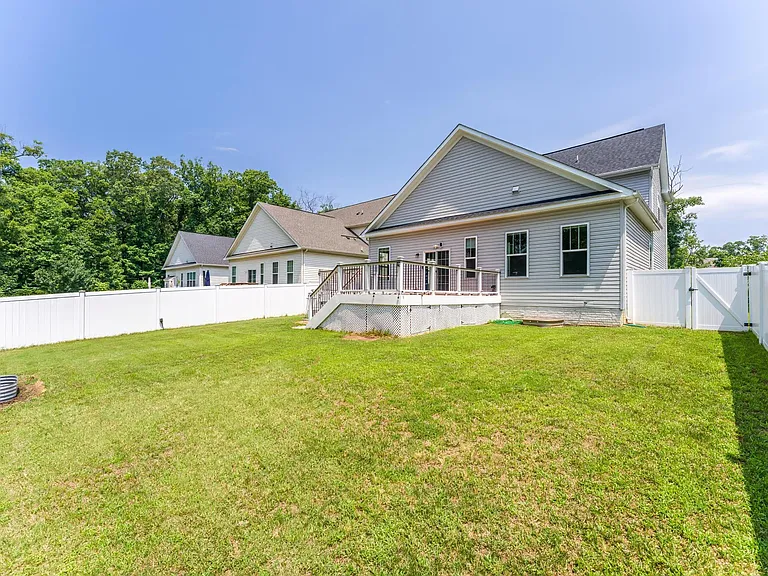 12199 Aster Rd — Photo 57