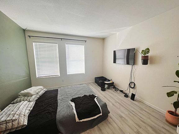 2nd image of 695 Bristol Dr APT 280
