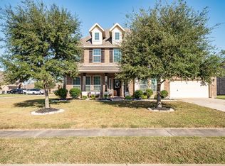 4003 Broadmoor Dr, Mont Belvieu, TX 77523