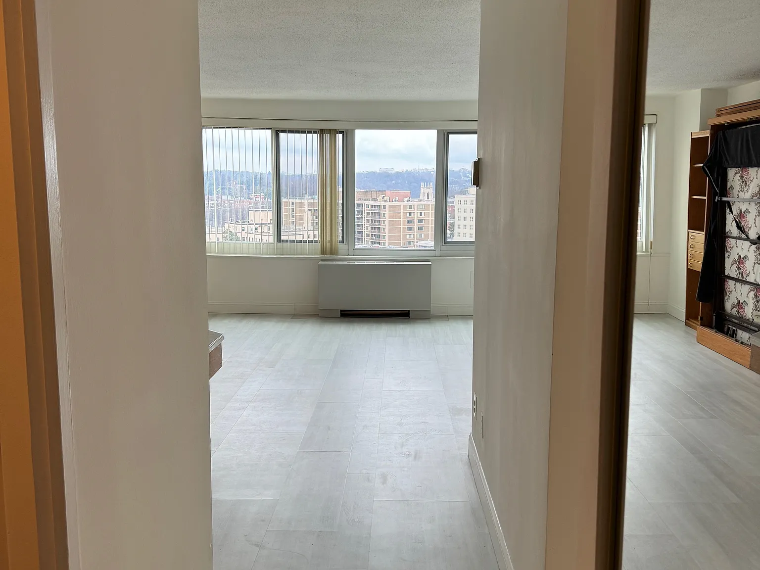 Studio, 565 sqft, $2,200 — Photo 2