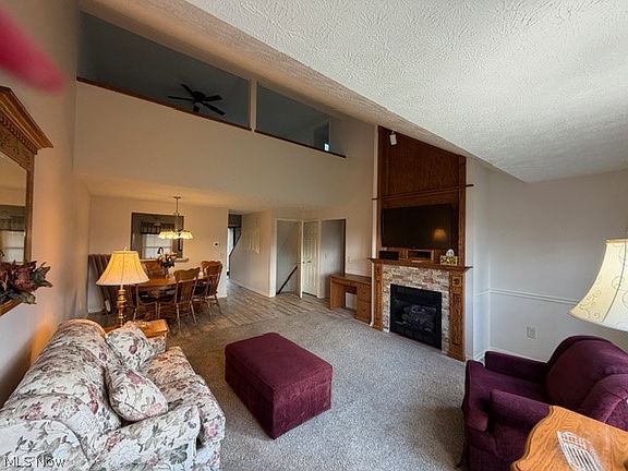4th image of 5630 Dorrington Ave NE