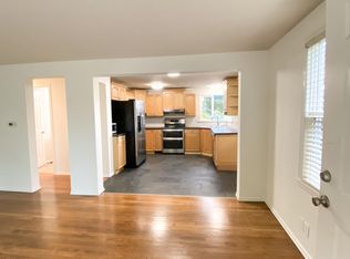 10403 NE 189th St, Bothell, WA 98011