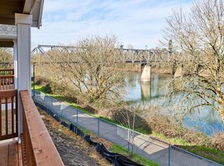 893 Front Ave NE, Albany, OR 97321