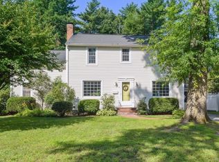 31 Elsom Pkwy, South Burlington, VT 05403