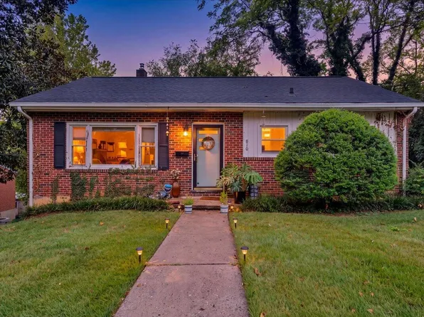 810-812 Welton Ave SW, Roanoke, VA 24015